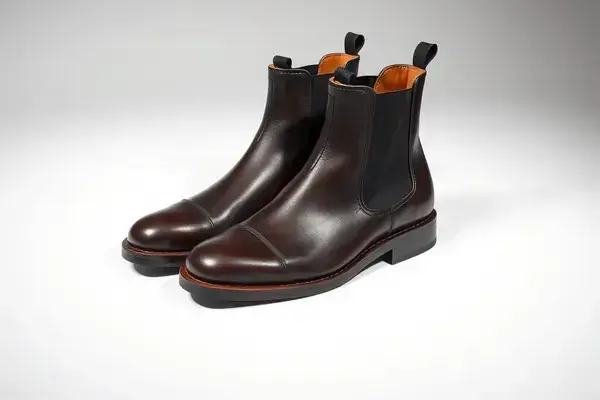 Classic Chelsea boot in dark brown leather